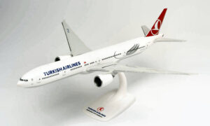Turkish Airlines Boeing scala 1:200