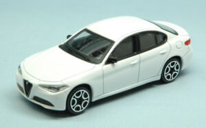 Alfa Romeo Giulia 2016 White scala 1:43