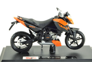 Ktm 690 Duke 3 Maisto scala 1:18