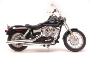 Harley Davidson Fxdbi Dyna Street scala 1:12