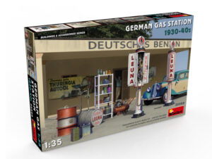 German Gas Station 1930-40s Kit scala 1:35