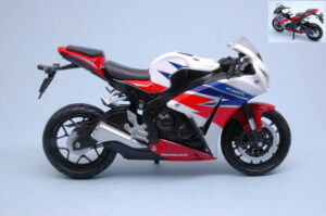 Honda CBR1000RR Ray scala 1:12 New Ray
