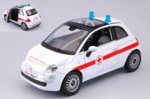 Fiat Nuova 500 Croce Rossa scala 1:24