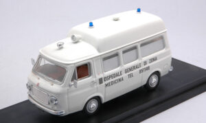 Fiat 238 Ambulanza Stazione scala 1:43