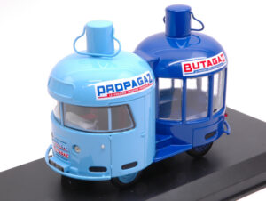 Camion le Renault 1400 kg 1964 scala 1:43