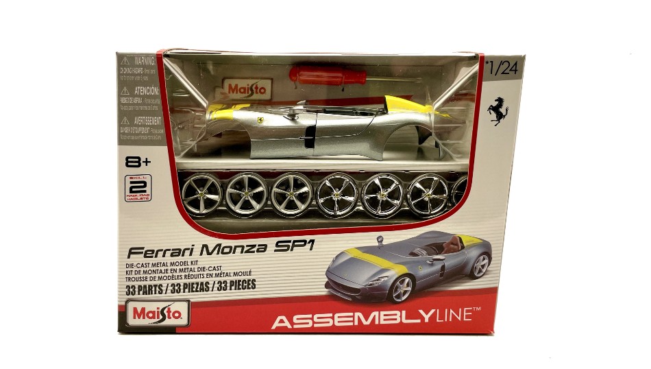 Ferrari Monza Silver/Yellow Kit 1:24 DS Modellismo Ferrari Monza Silver/Yellow Kit scala 1:24
