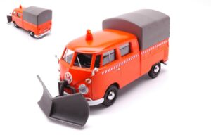 VW Type 2 T1 Pickup Truck W/Snow scala 1:24