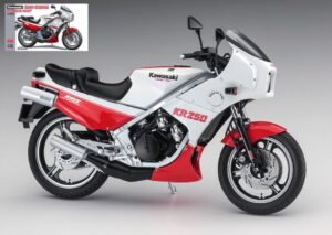 Kawasaki KR250 White/Red Color scala 1:12