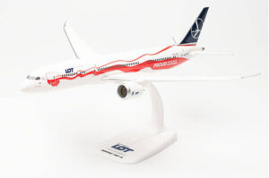 Boeing 787-9 Lot Polish Airlines scala 1:200