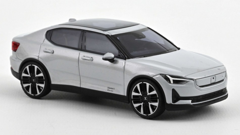 Polestar 2 2024 Magnesium Silver 1:43 DS Modellismo Polestar 2 2024 Magnesium Silver scala 1:43
