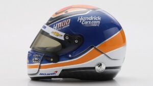 Helmet Kyle Larson 2024 Arrow scala 1:5