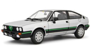 Alfa Sprint 1.5 Q.V.1983 Silver scala 1:18