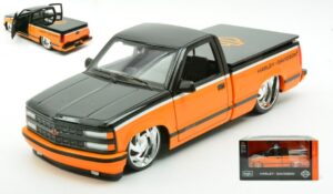 Chevrolet 454 SS Pick Up 1993 scala 1:24