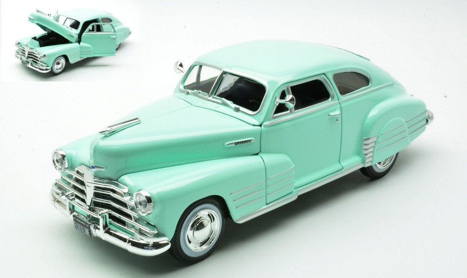 Chevrolet Fleetline Aerosedan 1948 Light Green 1:25 DS Modellismo Chevrolet Fleetline Aerosedan scala 1:25