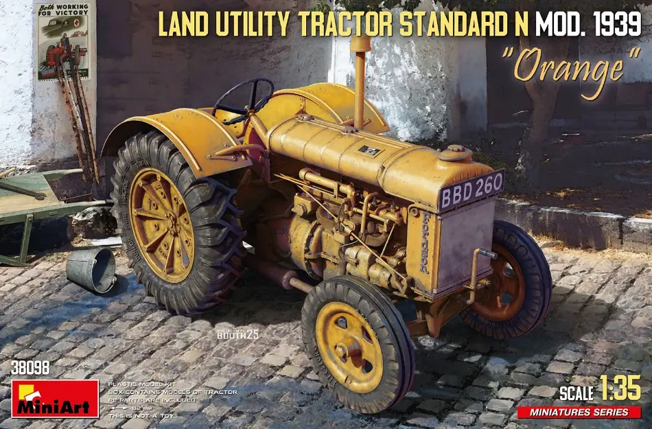 Land Utility Tractor Standard N Orange MOD.1939 Kit 1:35 DS Modellismo Land Utility Tractor Standard N scala 1:35