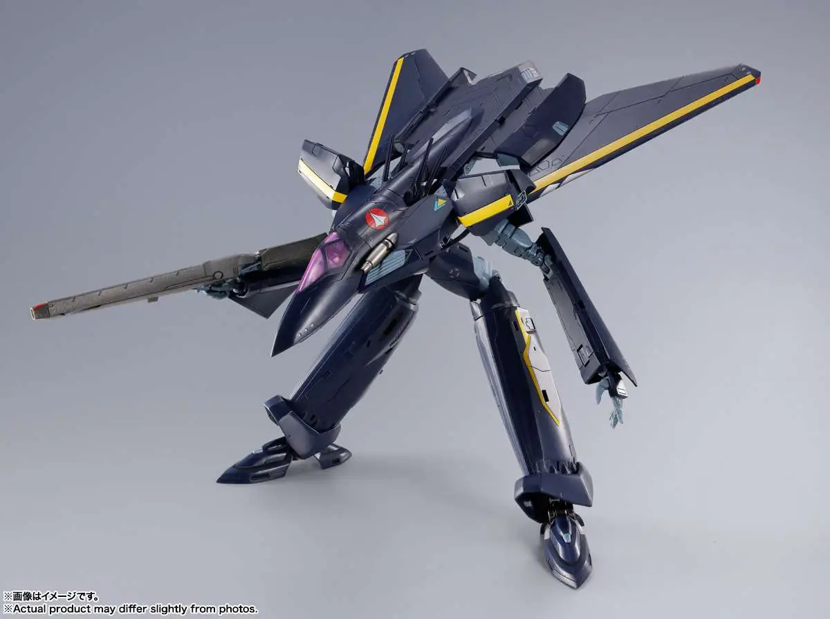 DX Chogokin Macross 7 VF-17S Nightmare Stealth Valkyrie Gamlin Kizaki DS Modellismo Dx Chogokin Macross 7 VF-17S Nightmare