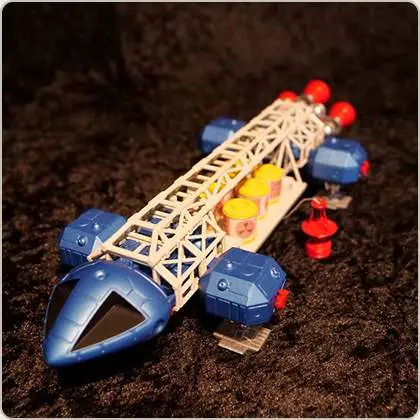 Space 1999 Retro Version Eagle DS Modellismo Space 1999 Retro Eagle SIXTEEN 12