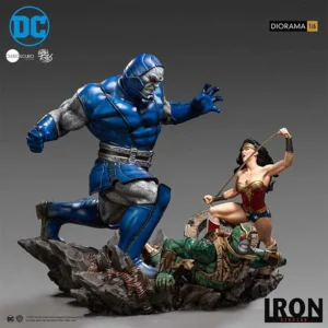 Wonder Woman Vs Darkseid Diorama scala 1/6