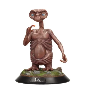 Figure e Statue
