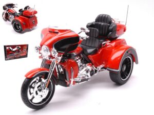 Harley Davidson Cvo Tri-Glide scala 1:12