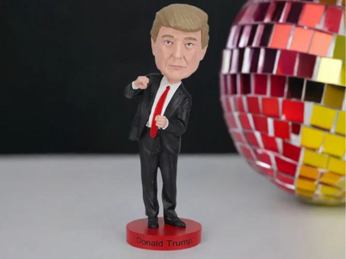 Trump Dance Bobblehead DS Modellismo Trump Dance Bobblehead ROYAL BOBBLE