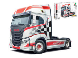 Iveco S-Way Abarth Kit scala 1:24 Italeri