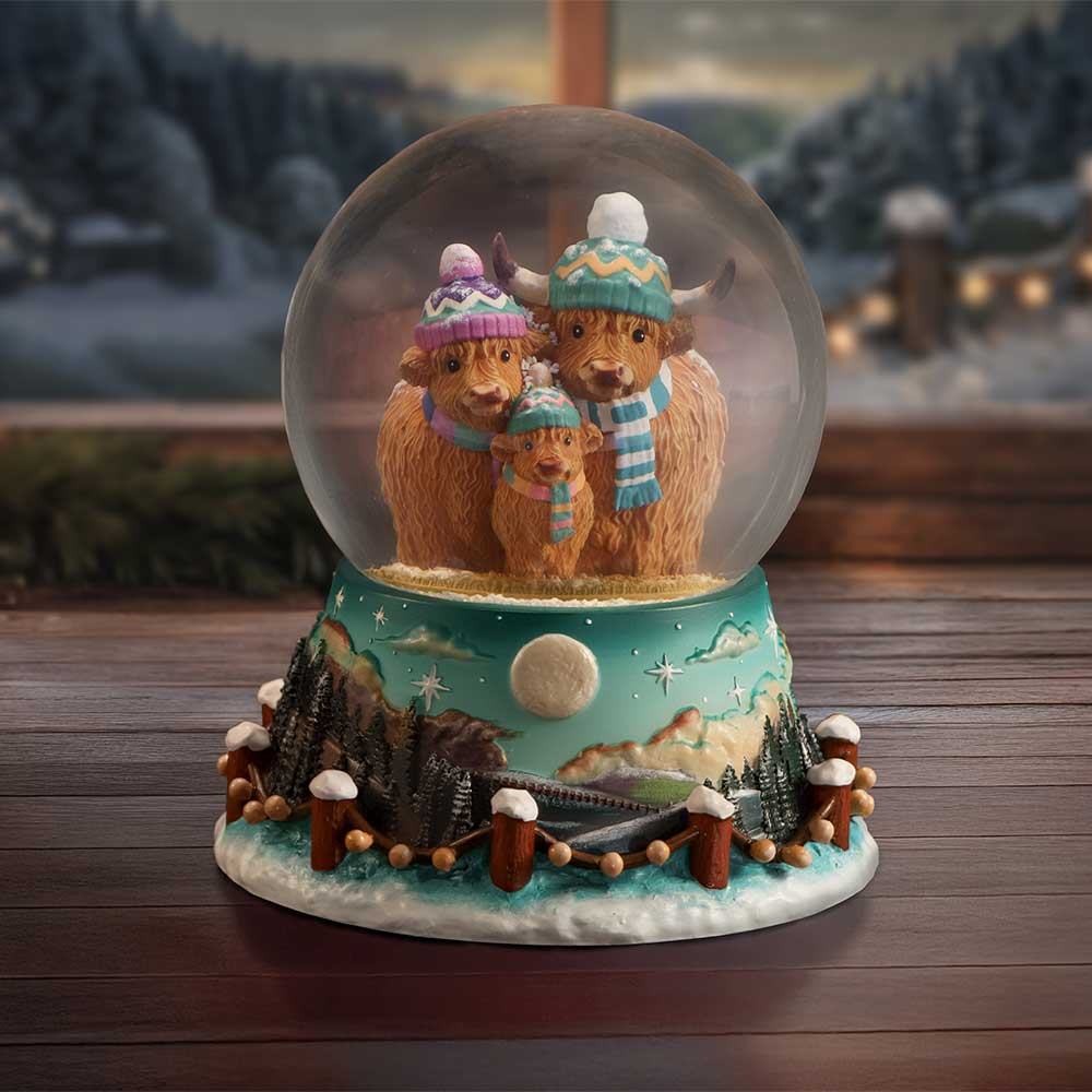 Palla di neve Winter Highland Cow DS Modellismo Palla di neve Winter Highland Cow