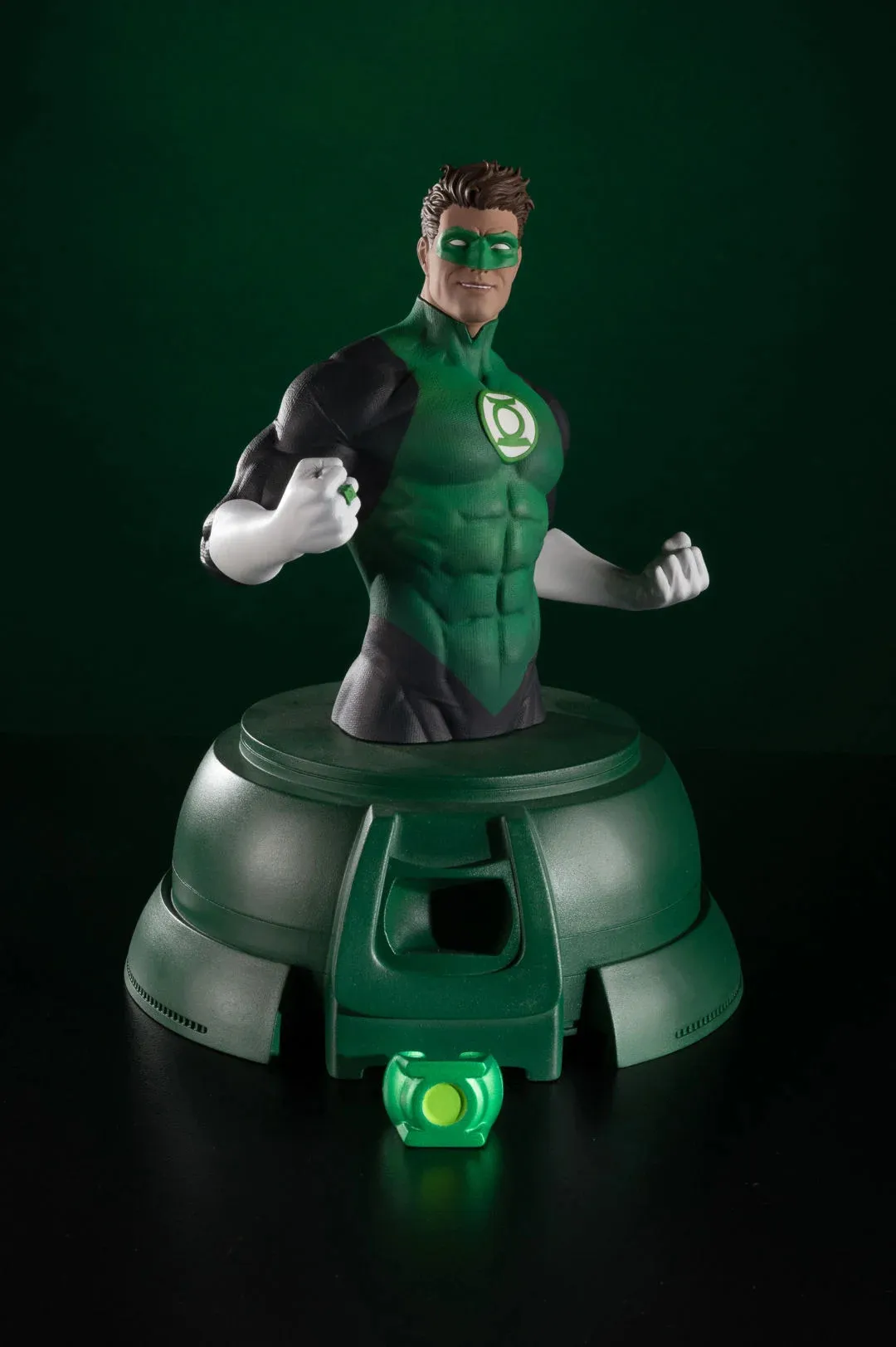 DC Direct Green Lantern Hal Jordan Bust + 1:1 Scale Power Ring Prop Rep DS Modellismo Dc Direct Green Lantern Hal Jordan scala 1:1