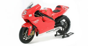 Yamaha Yzr 500 Motomondiale 2001 scala 1/12