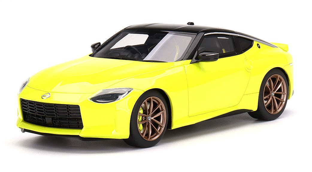 Nissan Fairlady Z Proto Spec 2023 Ikazuchi Yellow Rhd Top Speed DS Modellismo Nissan Fairlady Z Proto Spec 2023 scala 1/18