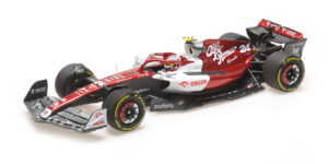 Alfa Romeo C42 Guanyu Zhou scala 1/18