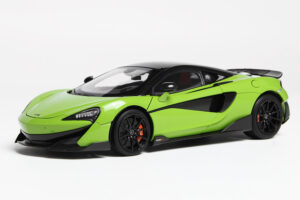 McLAREN 600LT Green scala 1/18 LCD Models
