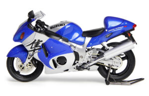 Suzuki GSX1300R Hayabusa 2001 scala 1/12