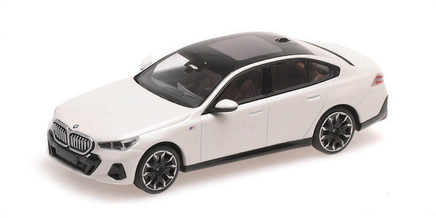 Bmw I5 White Metallic 2024 DS Modellismo Bmw I5 White Metallic scala 1/43 Minichamps
