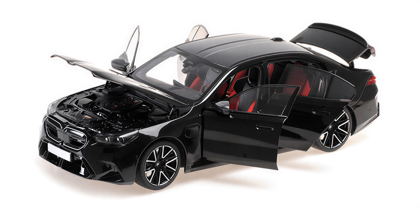 Bmw M5 Black Metallic 2024 DS Modellismo Bmw M5 Black Metallic scala 1/18 Minichamps