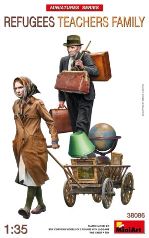 Refugees. Teachers Family include scala 1/35