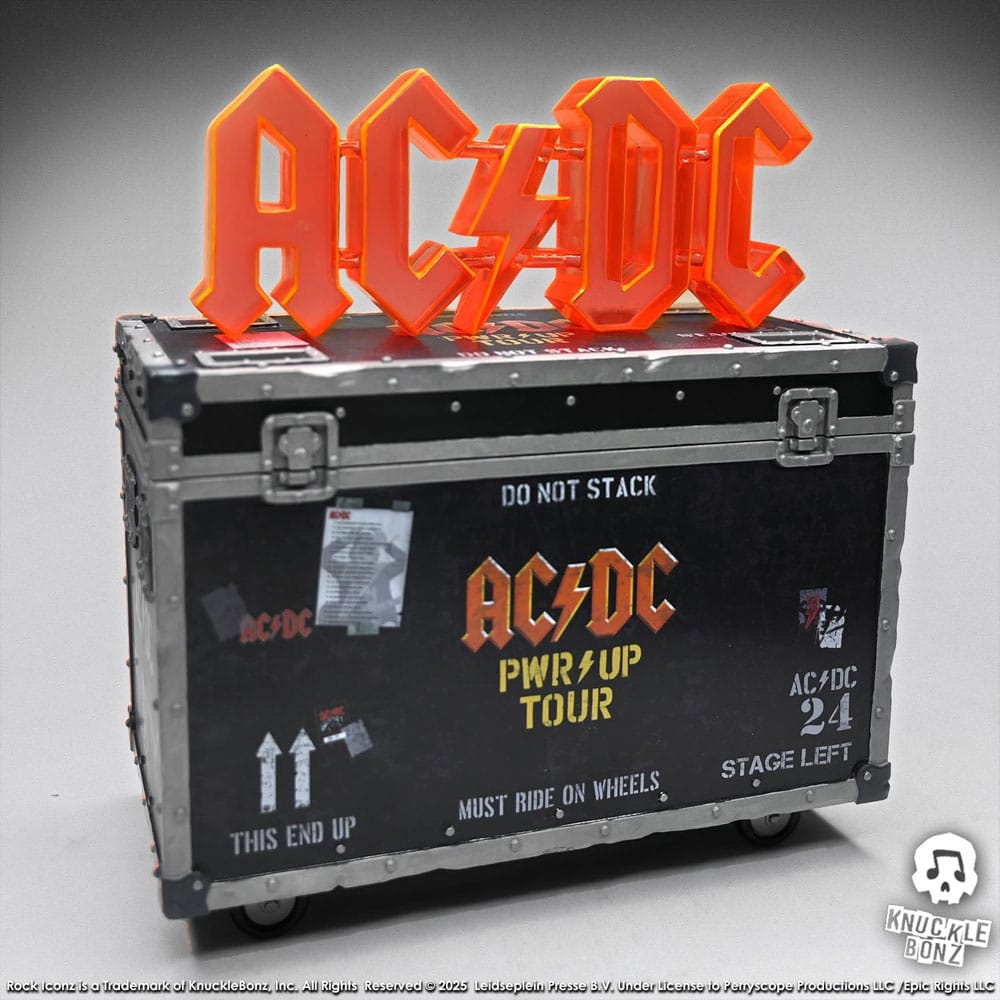 Statua Ac/dc Rock Ikonz On Tour Pwr UP Tour Road Case - Damaged packaging DS Modellismo Statua Ac/dc Rock Ikonz On Tour Pwr Up Tour