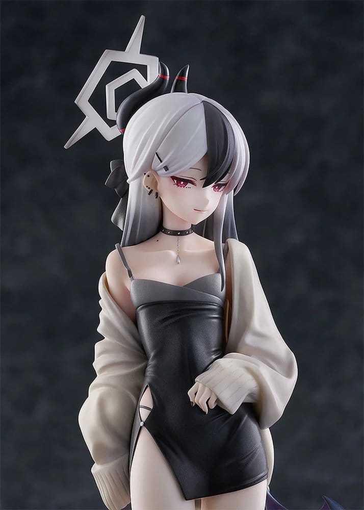 Blue Archive PVC Figure 1/7 Kayoko (Dress) 23 cm DS Modellismo Blue Archive PVC Figure Kayoko 23 scala 1/7