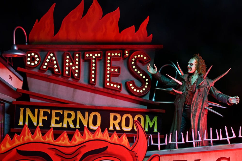 Beetlejuice (1988) Diorama Trenchcoat with Spikes Inferno Room Deluxe Set DS Modellismo Beetlejuice (1988) Diorama Trenchcoat