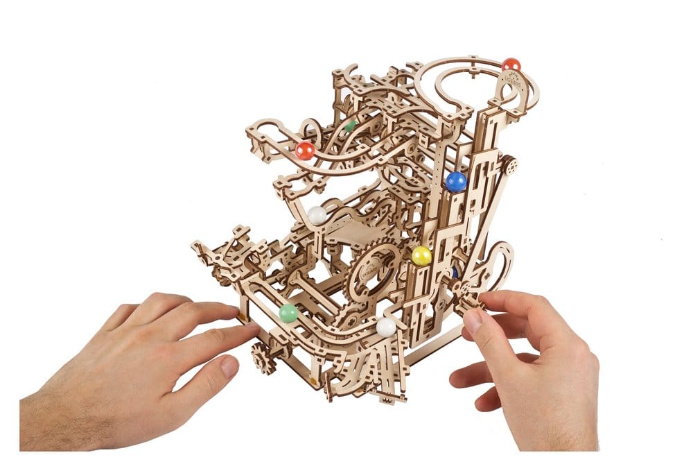 Puzzle Ugears 3D in legno Marble Run Tiered Hoist DS Modellismo Puzzle Ugears 3D in legno Marble Run Tiered