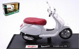 Vespa Primavera 150 2014 White scala 1:18