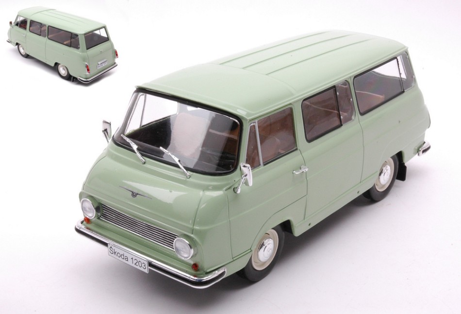 Skoda 1203 1968 Light Green 1:24 DS Modellismo Skoda 1203 1968 Light Green scala 1:24