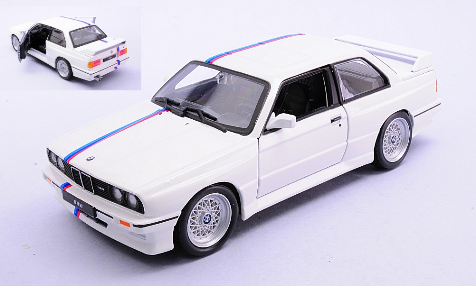 Bmw M3 (E30) 1988 White/blue 1:24 DS Modellismo Bmw M3 (E30) 1988 White/blue scala 1:24