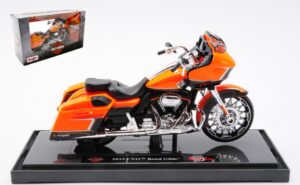 Harley Davidson Cvo Road Glide scala 1:18