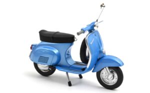 Vespa 125 Primavera 1968 Met.blue scala 1:18