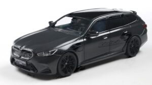 Bmw M5 Touring 2024 Frozen Deep scala 1:43