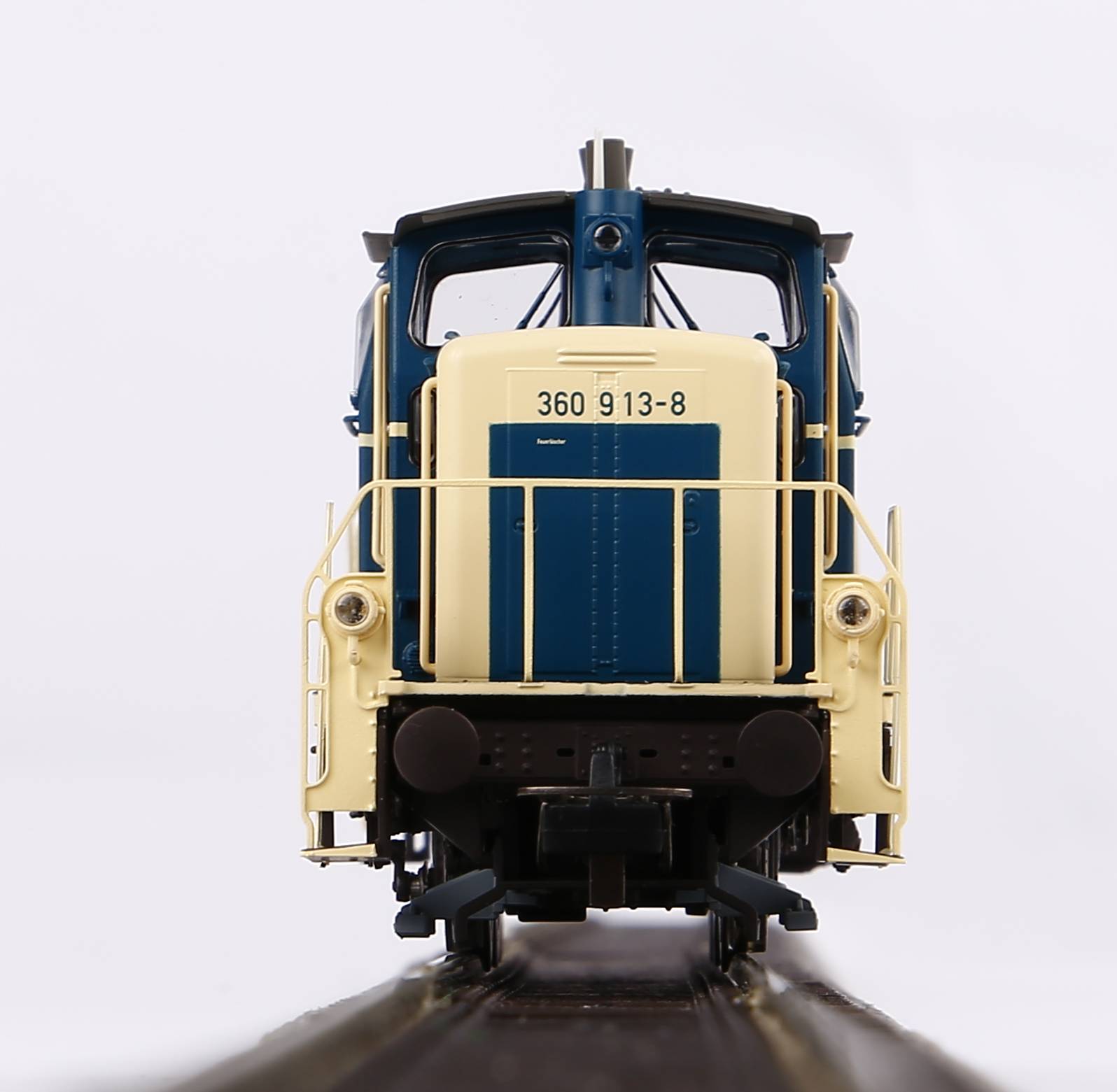 Locomotiva Diesel/Sound BR 360 DB AG Epoca V incl. sound decoder compatibile mfx Scala H0 DS Modellismo Locomotiva Diesel/Sound BR 360 DB scala H0