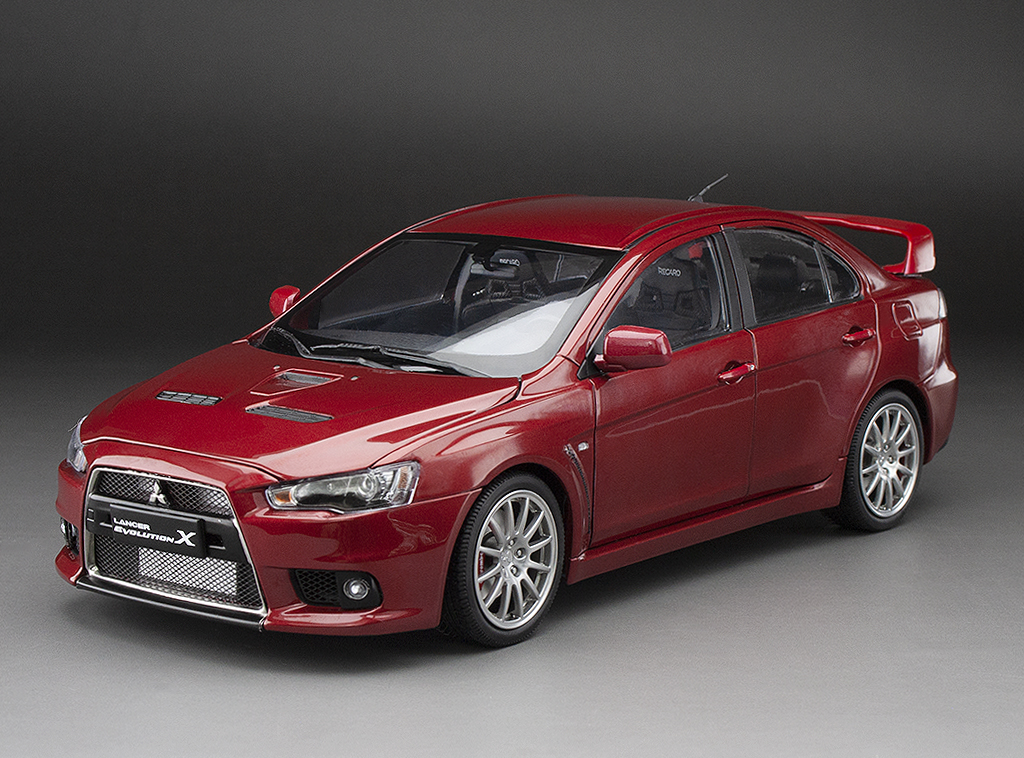 Mitsubishi Lancer Evolution X DS Modellismo Mitsubishi Lancer Evolution X scala 1:18