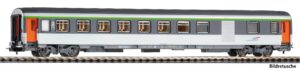 Carrozza bagagliaio Corail scala H0 Piko