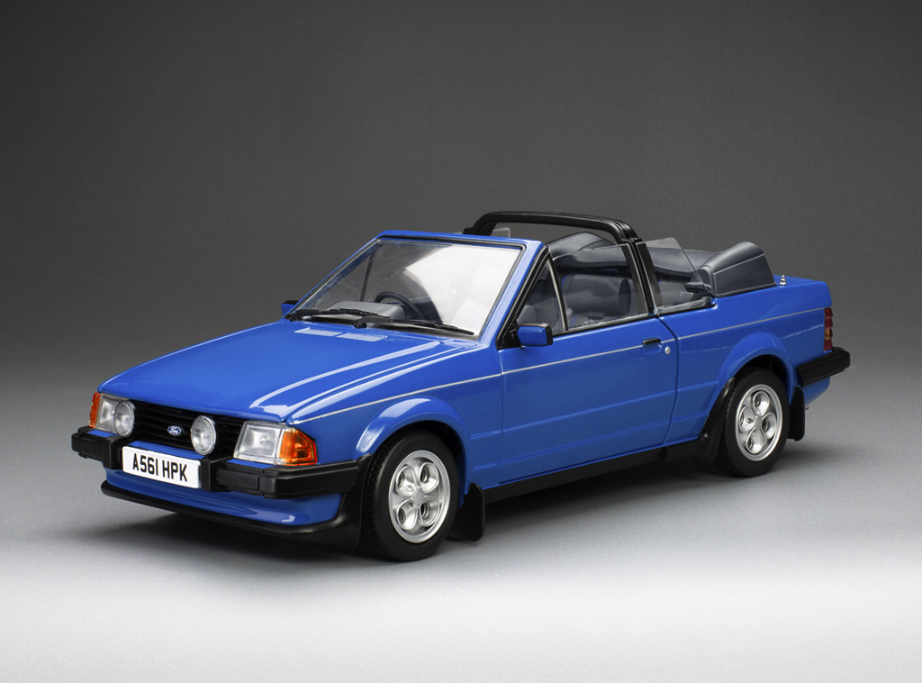 Ford Escort XR3i Cabriolet DS Modellismo Ford Escort XR3i Cabriolet scala 1:18
